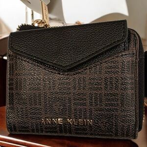 Anne KleinEnvelope Flap Curved Wallet